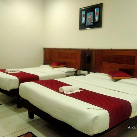 Sree Ganesh Inn ปัลนี ภายนอก รูปภาพ