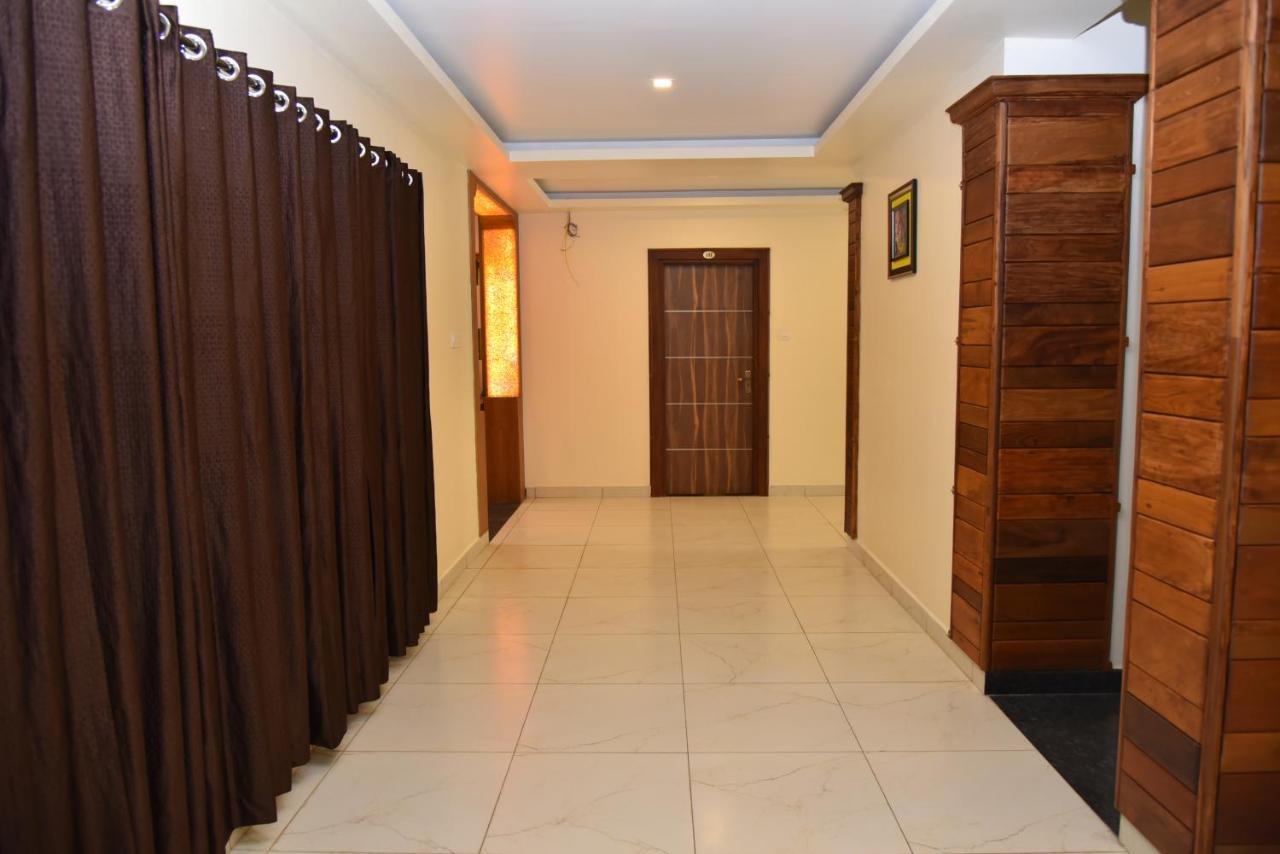 Sree Ganesh Inn ปัลนี ภายนอก รูปภาพ