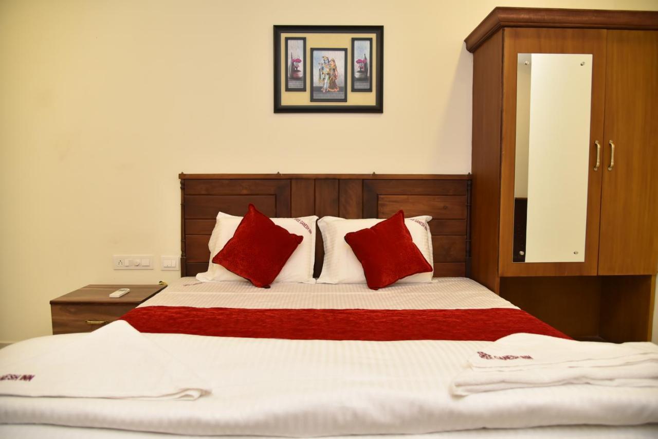 Sree Ganesh Inn ปัลนี ภายนอก รูปภาพ